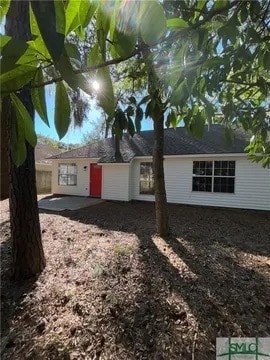 Building Photo - 135 Oak Pointe Trail