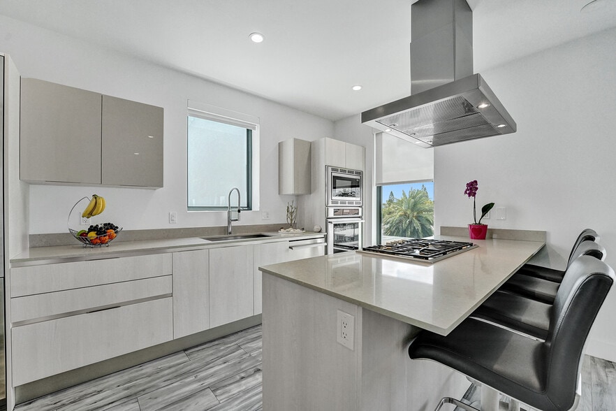 Building Photo - 344 Balboa St