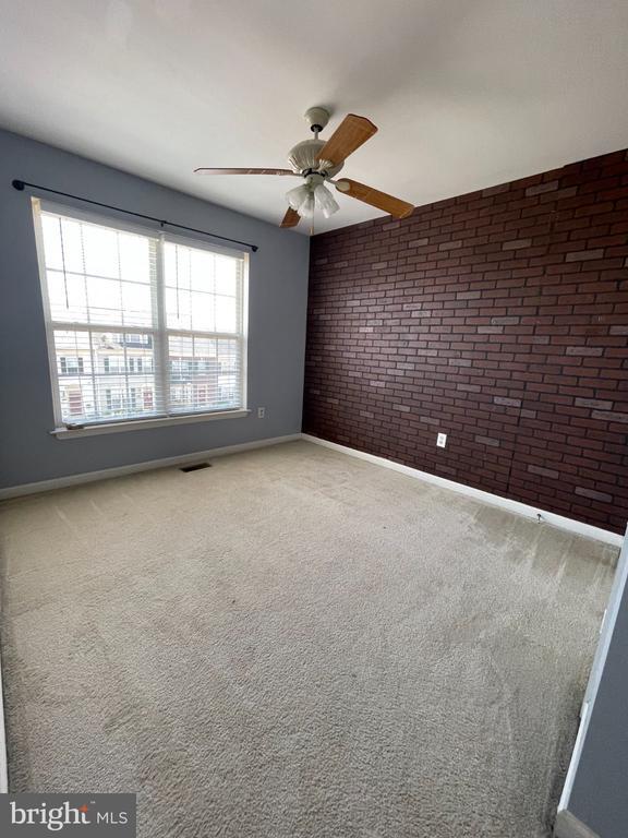 Building Photo - 5427 Upper Mill Terrace S
