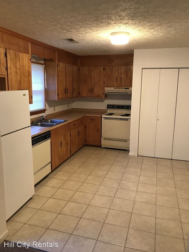 Building Photo - 2 br, 1 bath Apartment - 33 Moss Creek Drive