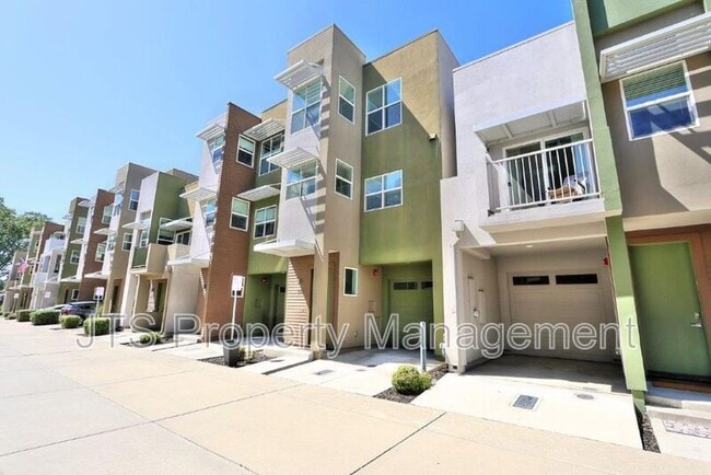 Building Photo - 396 Midstream Ln
