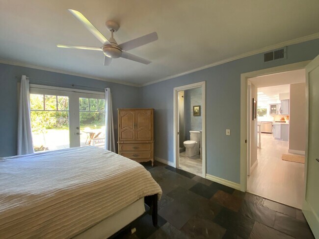Building Photo - Beautiful 4 Bedroom Carlsbad Home!