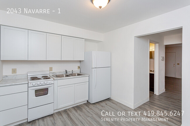 Building Photo - $100 OFF MOVE IN SPECIAL IF YOU'RE APPROVE...