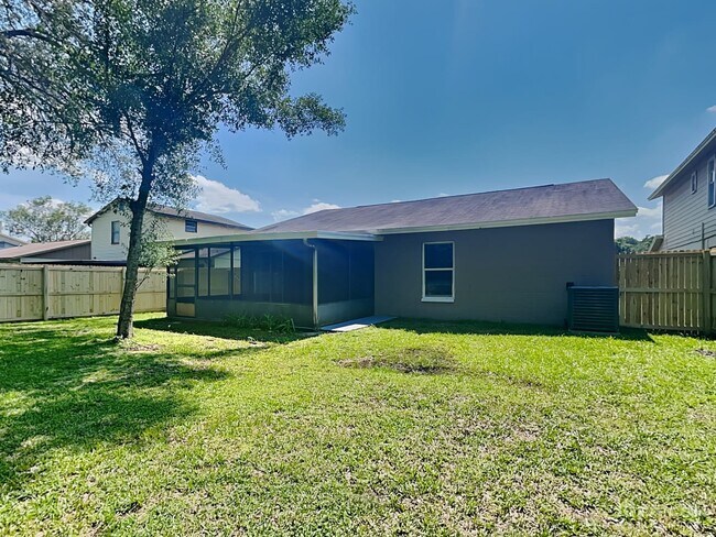 Building Photo - 1507 Crossridge Dr