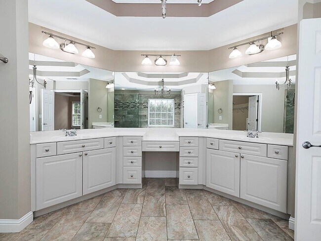 Building Photo - 4055 St Michelle Ln