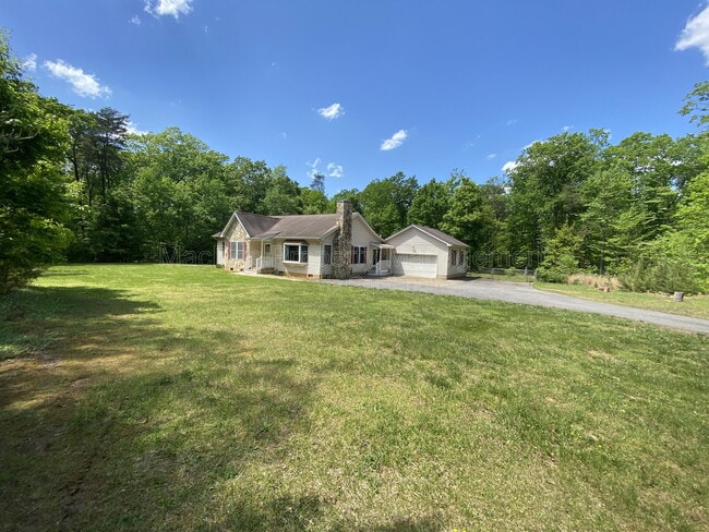 Building Photo - 10207 Battlefield Dr