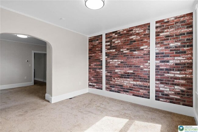 Building Photo - 821 Jackson St