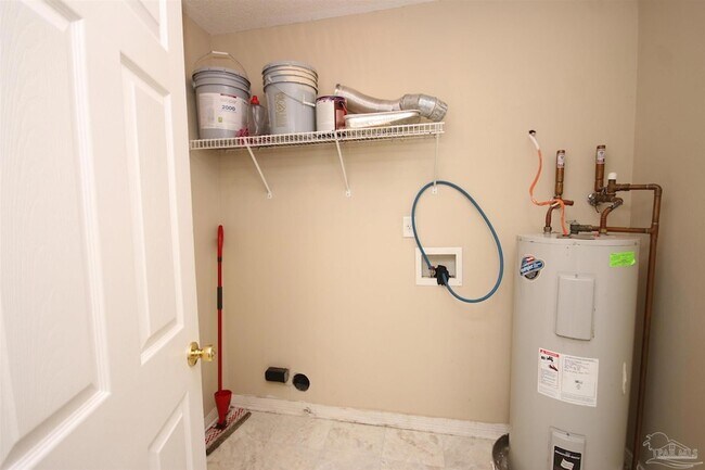 Building Photo - 2289 Wyatt St