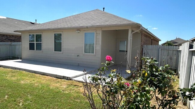 Building Photo - 20910 Azelea Field St