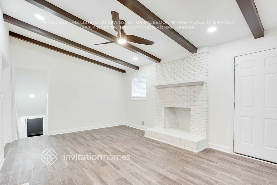 Building Photo - 3195 Pyrite Cir SW