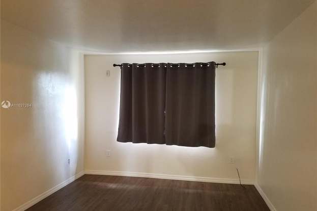 Building Photo - 7851 Miller Dr