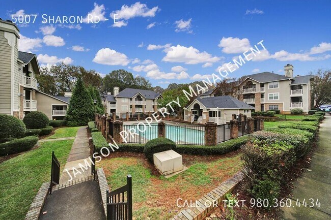 Building Photo - 5007 Sharon Rd