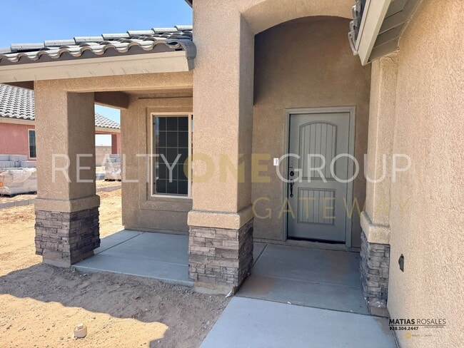 Building Photo - Brand New Three Bedroom Home in San Luis w...