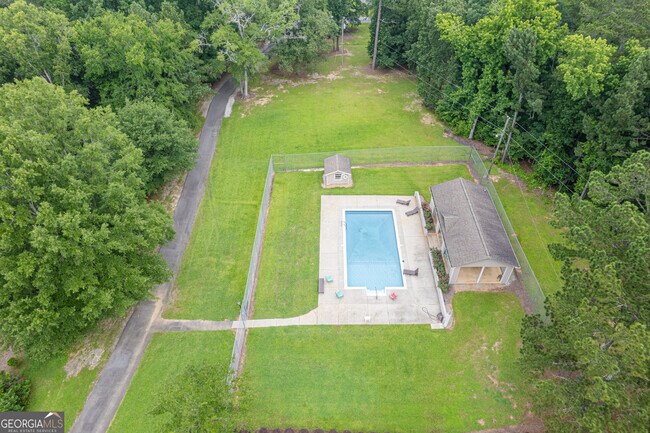 Building Photo - 349 Arrowhead Trail