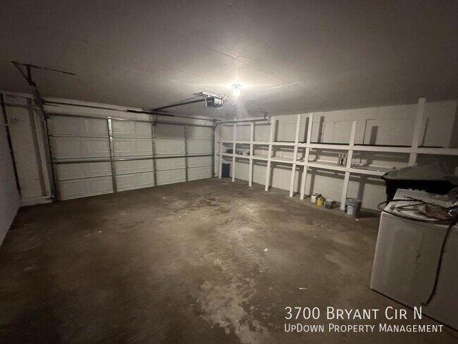 Building Photo - 3700 Bryant Cir