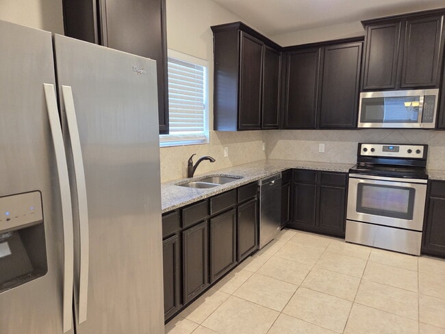 Building Photo - Denton, Texas