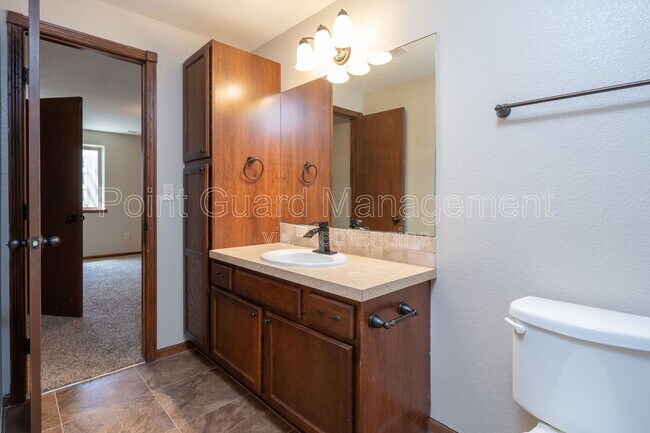 Building Photo - 711 Bristol Cir