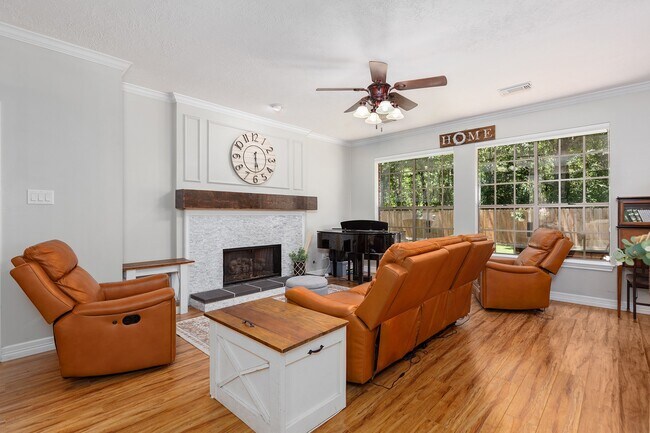 Building Photo - 5102 Natural Bridge Dr