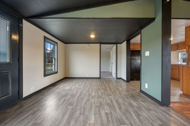 Building Photo - 3370 Gun and Rod Club Rd