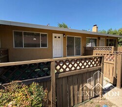 Building Photo - Stunning, 2BD/1BA, Condo in the Villaggio Community off Madison Ave. and Auburn Blvd.! ***Move-in...