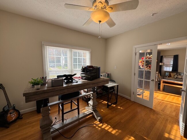 Building Photo - 329 Woodbrook Run