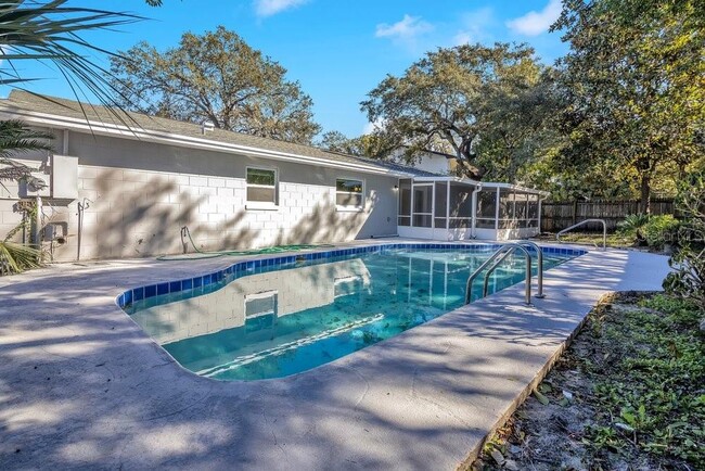 Building Photo - 6616 Blanche Ct