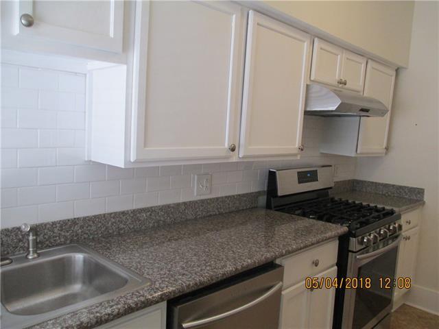 Building Photo - 7701 Jeannette St