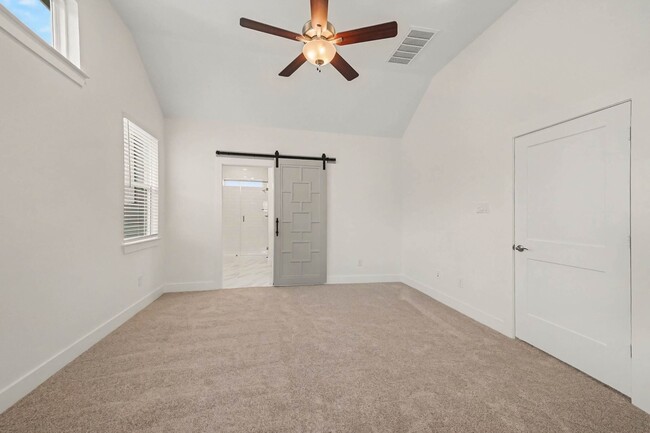 Building Photo - 21231 Creeping Bentgrass Dr