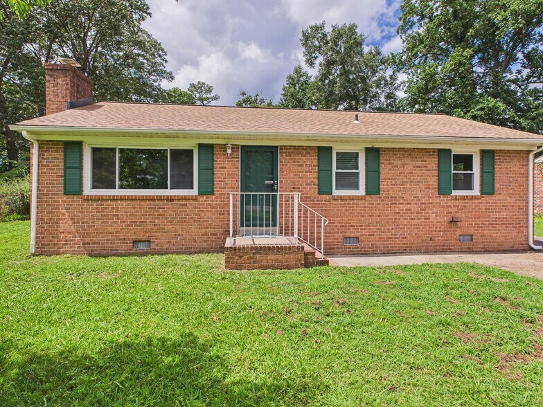 Primary Photo - 2318 Aspen Ave
