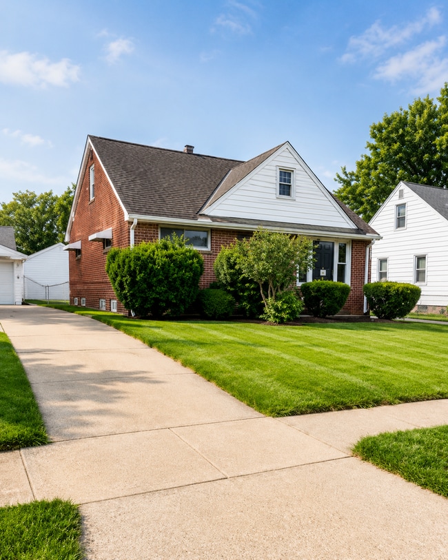 Building Photo - Charming 3BR Rental with Extra Living Space in Basement