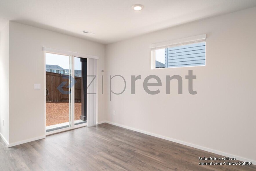 Building Photo - 17502 NW 10th Ct