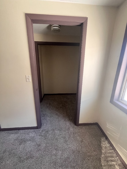 Building Photo - 204 Pekin Ave