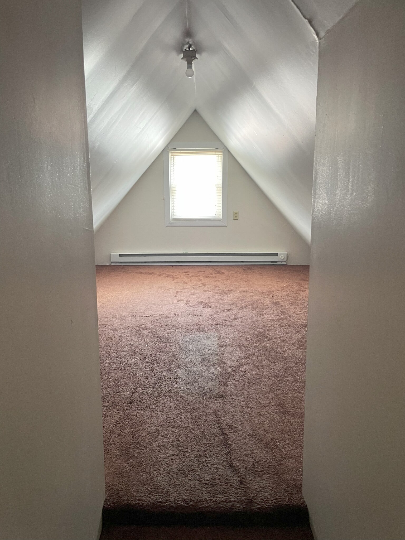 Upper Bedroom / Children Playroom (2) - 1237 Euclid Ave