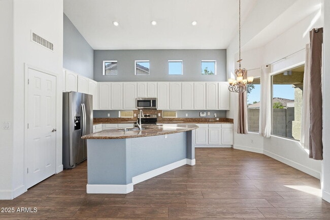 Building Photo - 7842 E Nestling Way