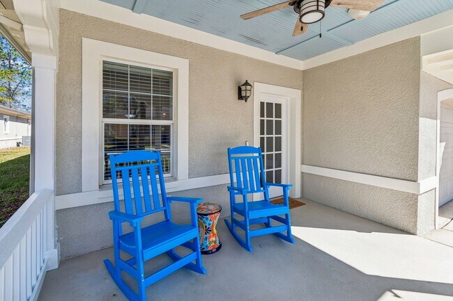 Building Photo - 2011 Villa Sites Dr