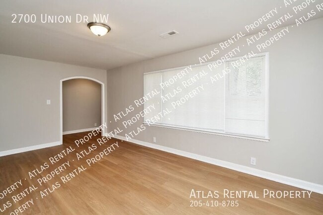 Building Photo - 2700 Union Dr NW