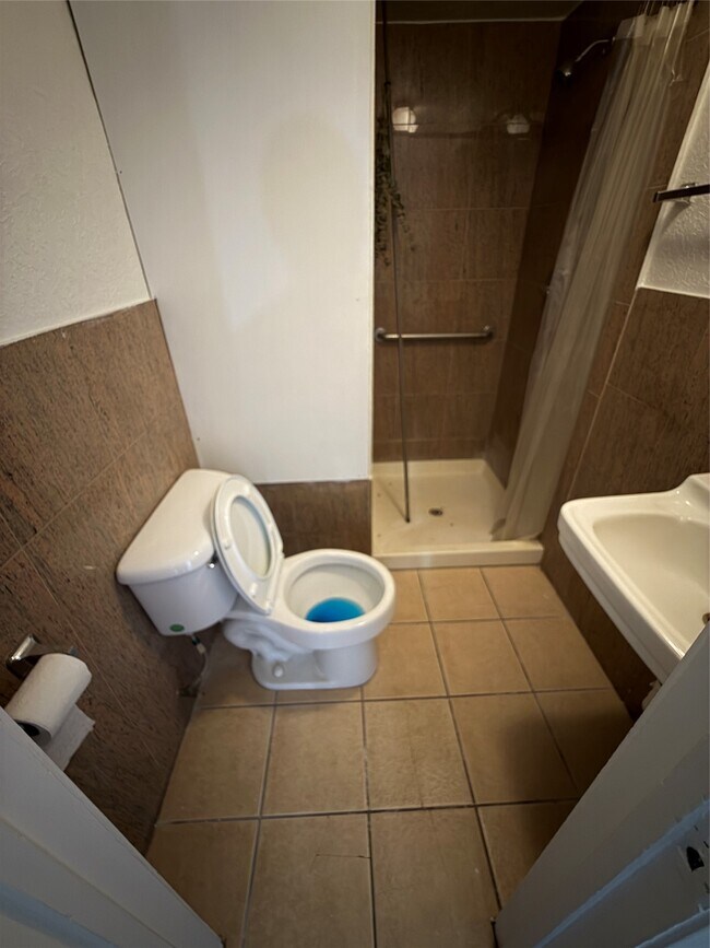 Building Photo - 3002 Market St