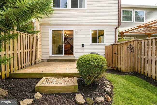 Building Photo - 17231 Epsilon Pl