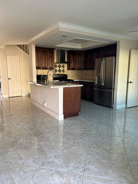 Building Photo - 9 Sarracenia