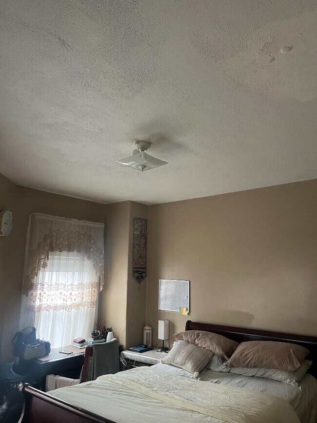 Building Photo - 175 Ashmont St