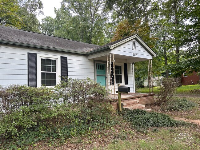 Building Photo - 2132 Eaton Rd