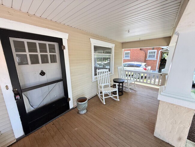 Building Photo - 3 Bed 1 Bath in Rountree