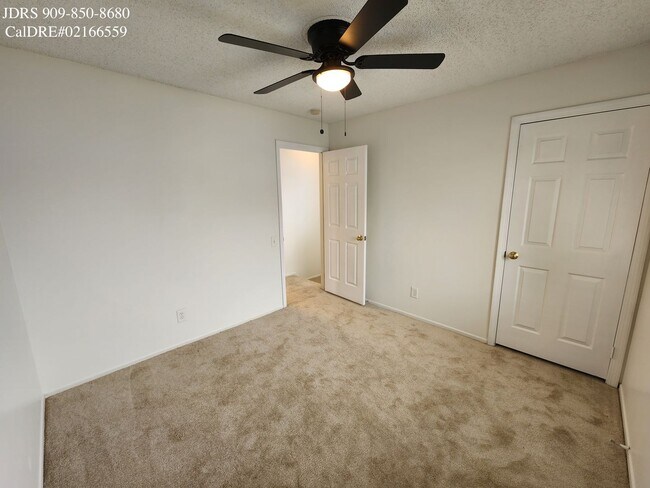 Building Photo - 10495 Adobe Ct