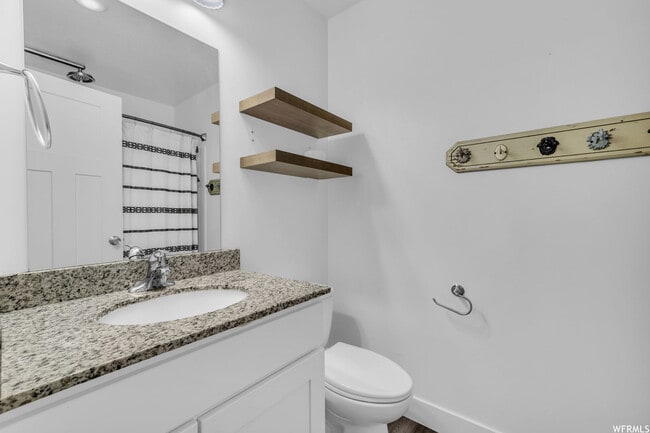 Building Photo - 619 Shay Ln