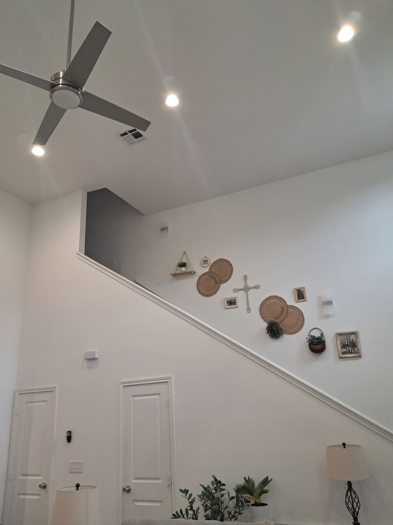 Building Photo - 15834 Beechnut Dr