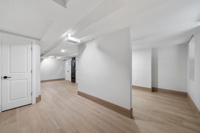 Building Photo - 604 Palisade Ave