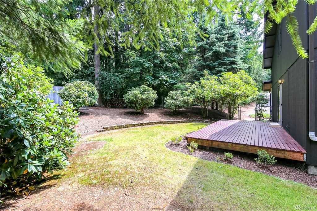 Sideyard - 12623 Reservoir Rd E