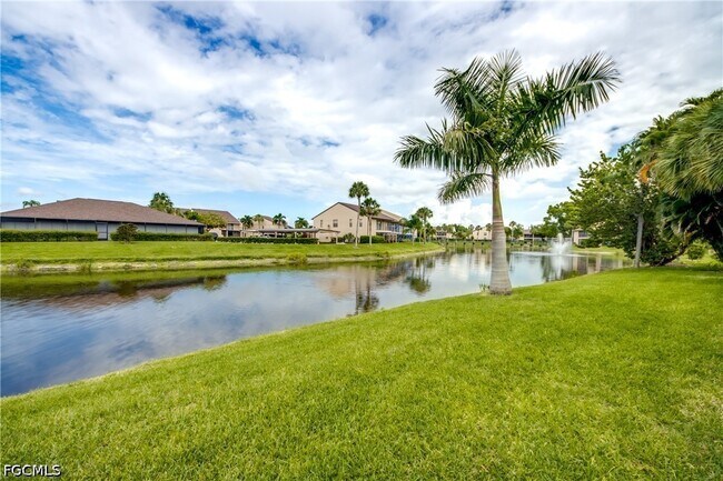 Building Photo - 15472 Admiralty Cir