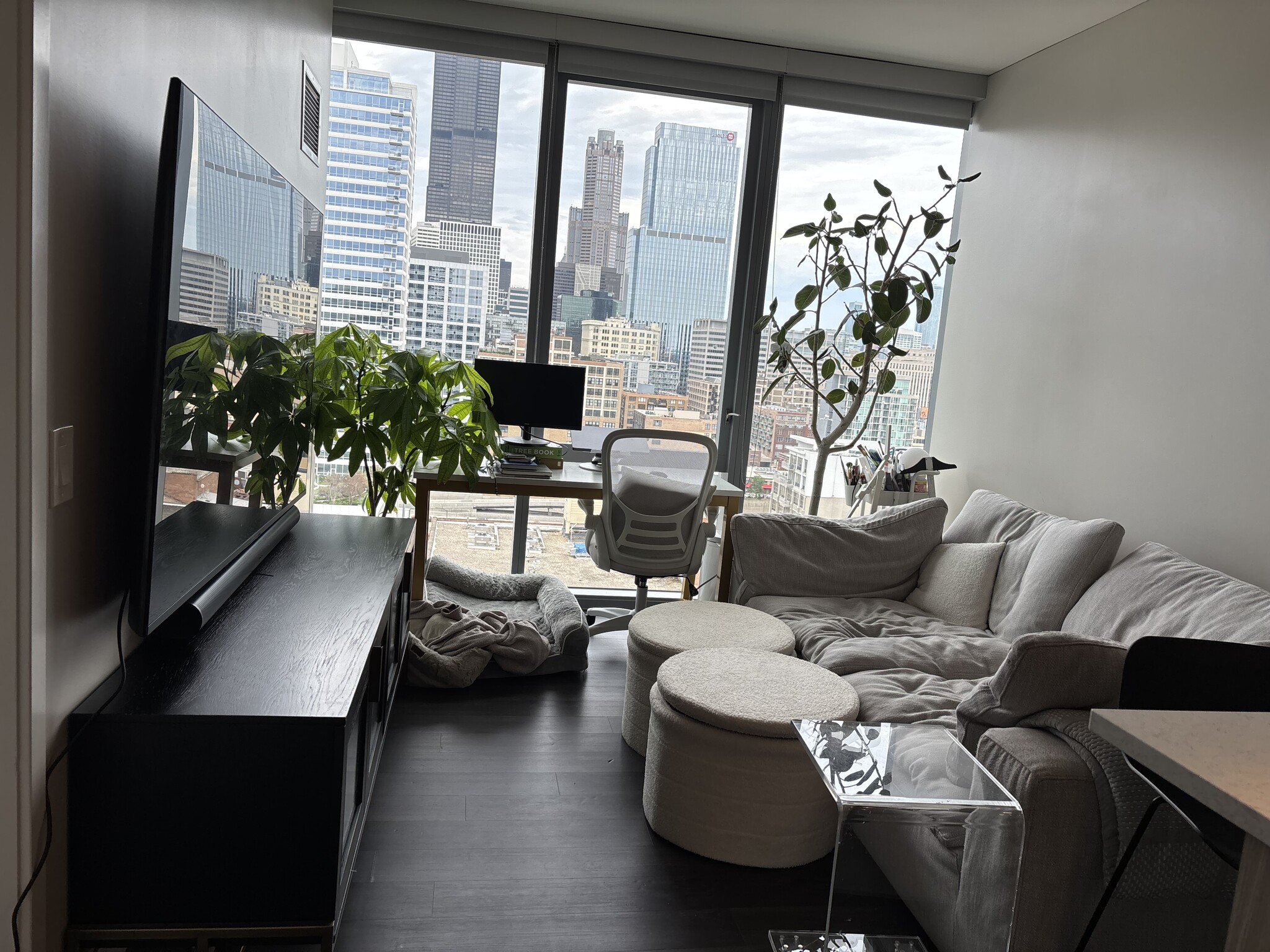 Building Photo - 229 S Peoria St