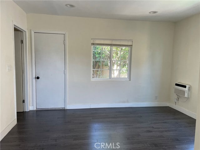 Building Photo - 1325 Douglas St